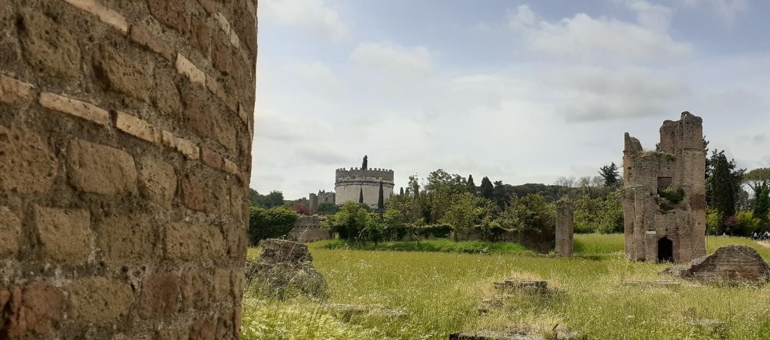 Mindfulness e Meditazione nel parco archeologico dell'Appia Antica a Roma